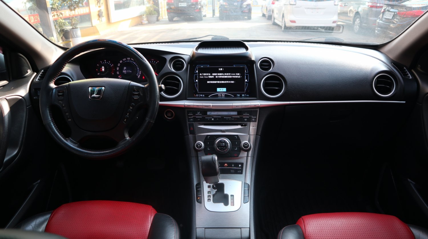 Luxgen 納智捷 ／ U7 ／ 2011年 ／ 2011年 Luxgen U7 銀色 納智捷中古休旅車 ／ 