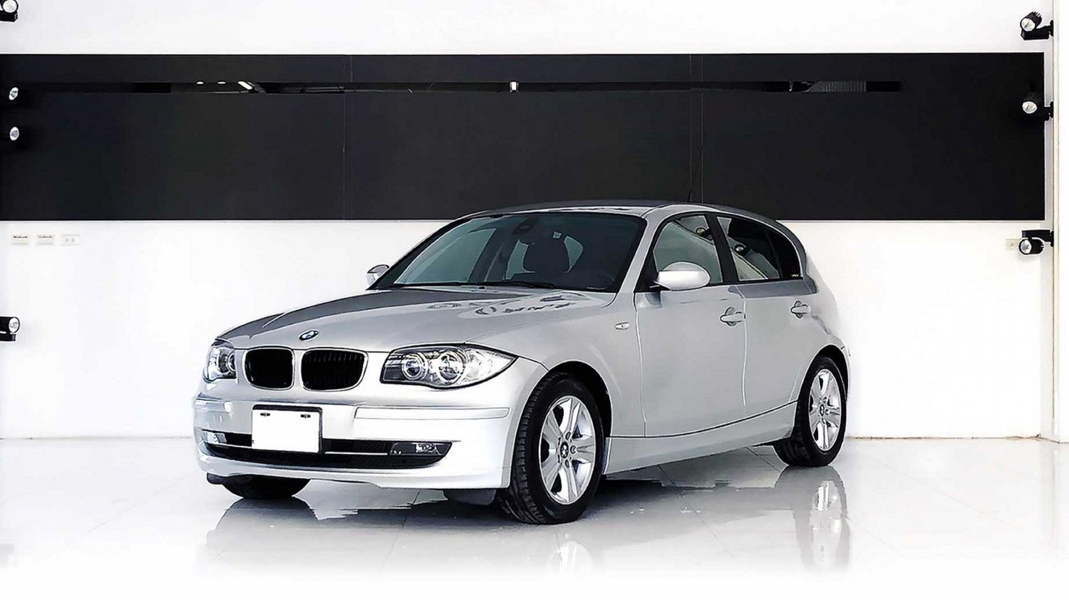 Bmw 寶馬 1 Series 08年bmw 1i 銀色寶馬中古車 高鈞汽車 高雄