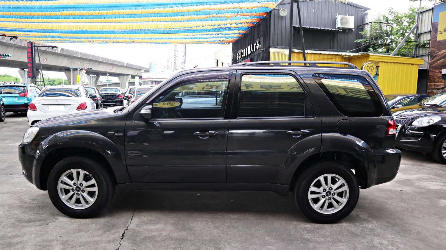 Ford 福特 ／ Escape ／ 2010年 ／ 2010年 Ford Escape 灰色 福特中古休旅車 ／ 成交區