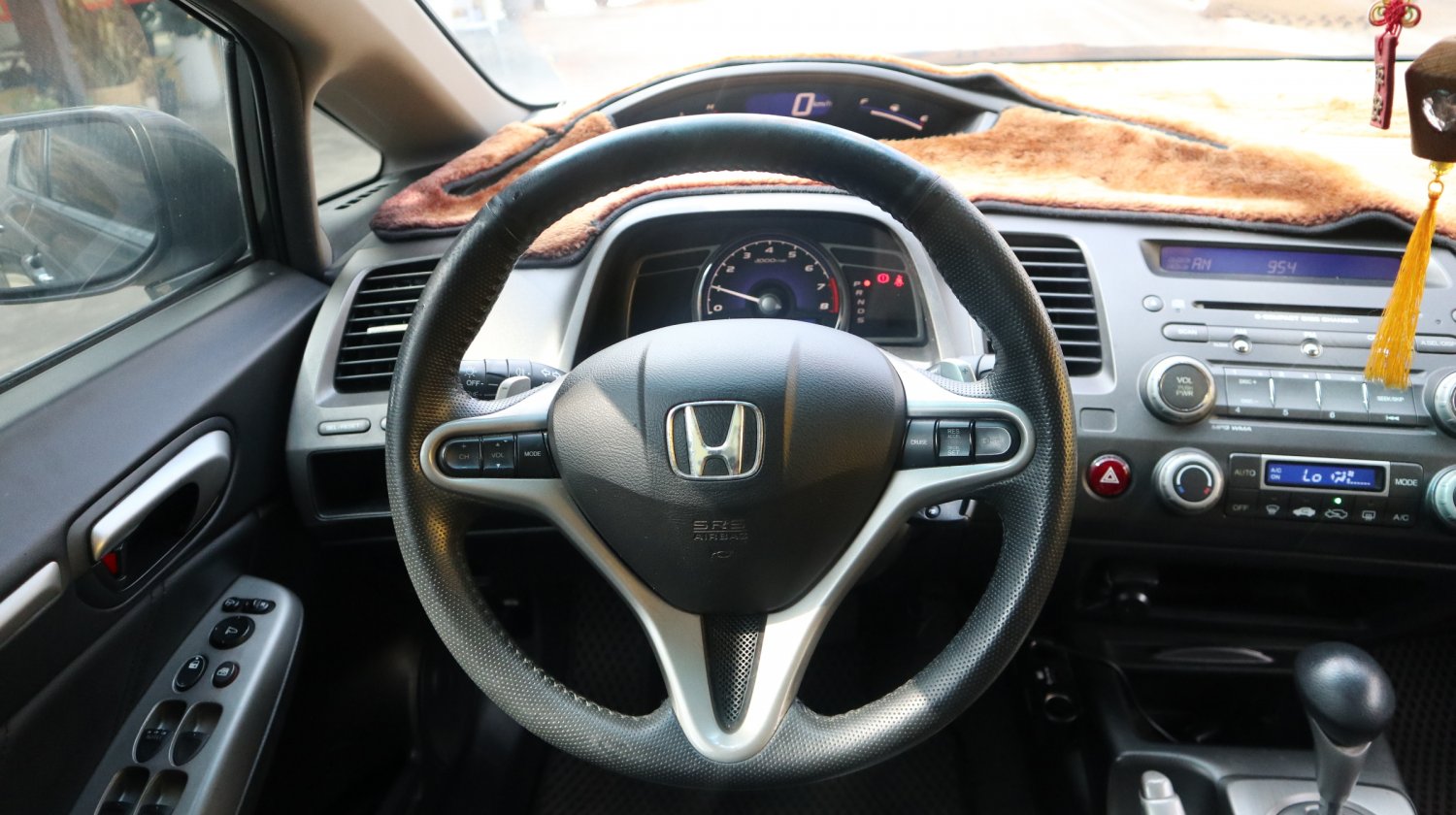 Honda 本田 ／ Civic 喜美 ／ 2011年 ／ 2011年 Honda Civic VTi-S 深灰色 本田中古車 ／ 成交區