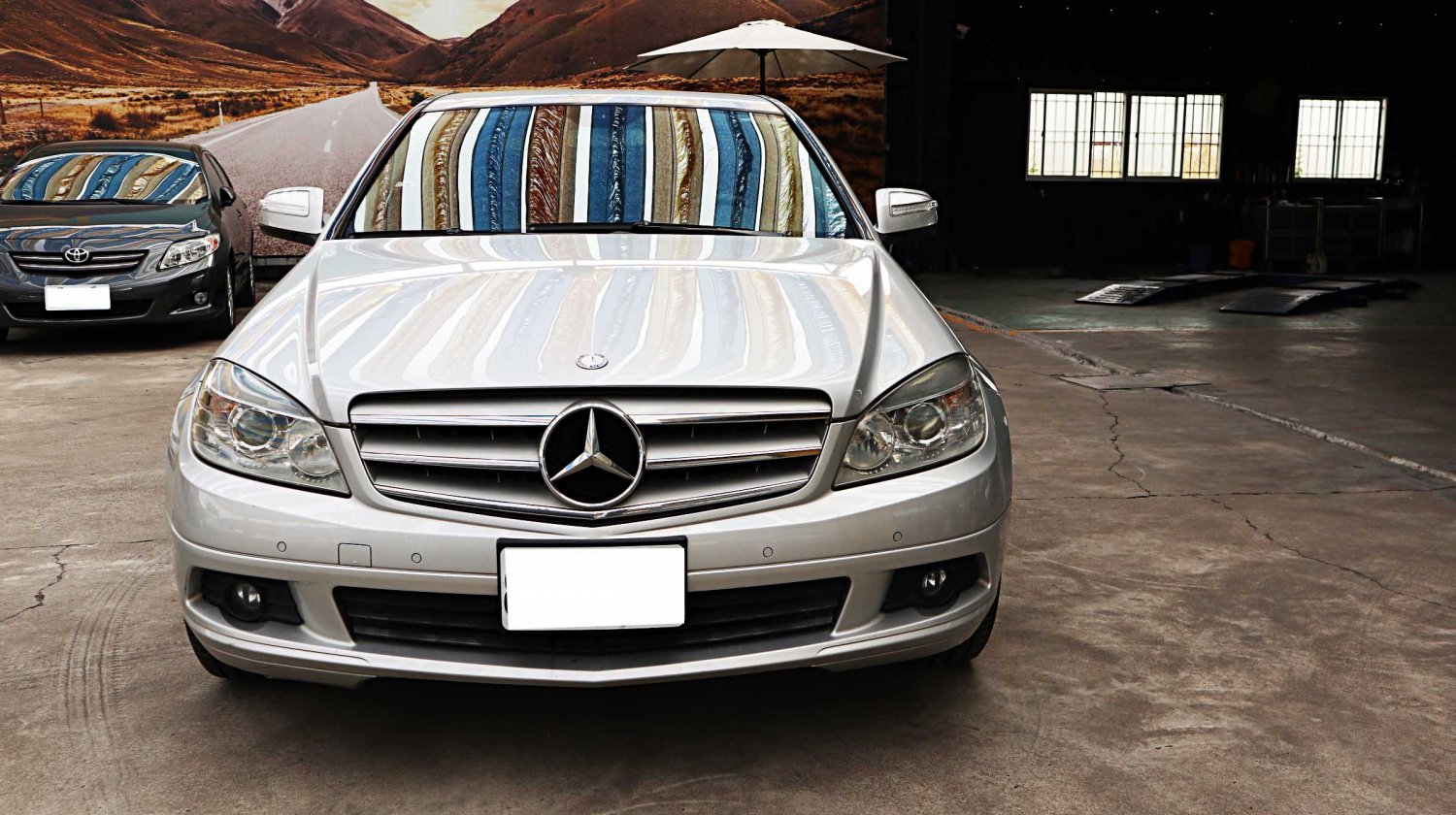 Benz 賓士 ／ C-Class ／ 2007年 ／ 2007年 Benz C200k 銀色 賓士中古車 ／ 成交區