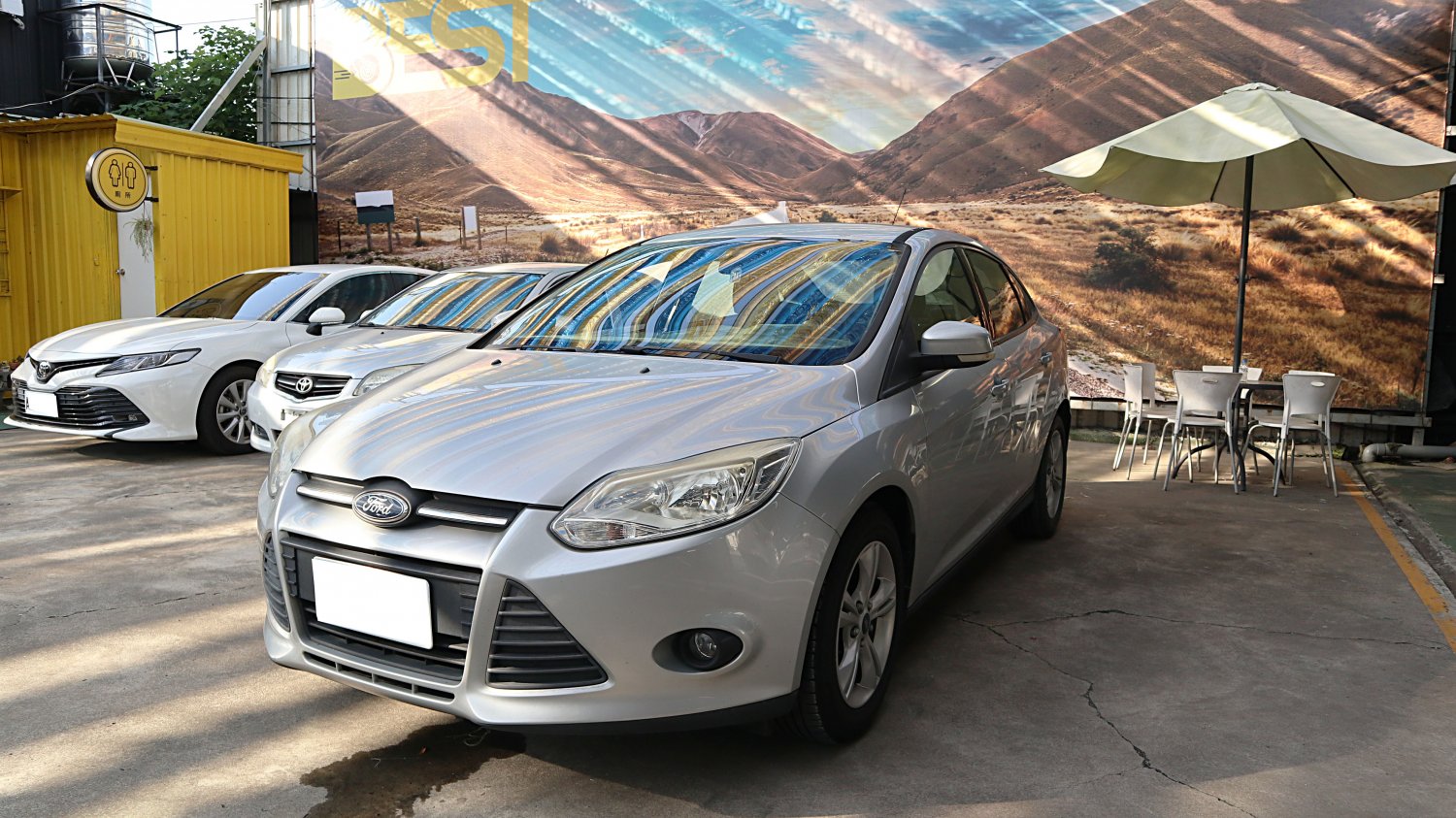 Ford 福特 ／ Focus ／ 2013年 ／ 2013年 Ford Focus 銀色 福特中古車 ／ MG車庫(台南)