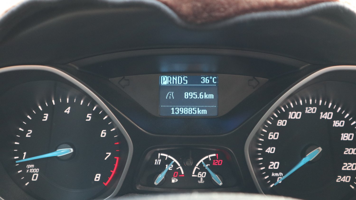 Ford 福特 ／ Focus ／ 2013年 ／ 2013年 Ford Focus 銀色 福特中古車 ／ MG車庫(台南)