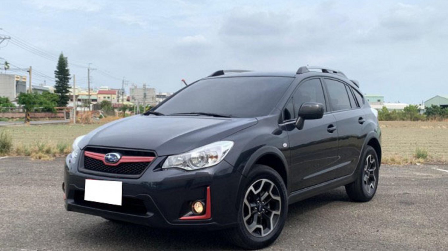 Subaru 速霸陸 Xv 16年subaru Xv 灰色速霸陸中古車 528汽車 台南