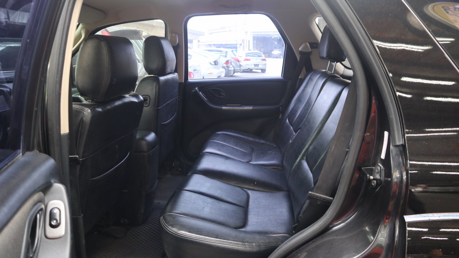 Ford 福特 ／ Escape ／ 2011年 ／ 2011年 Ford Escape 黑色 福特中古休旅車 ／ MG車庫(六甲)
