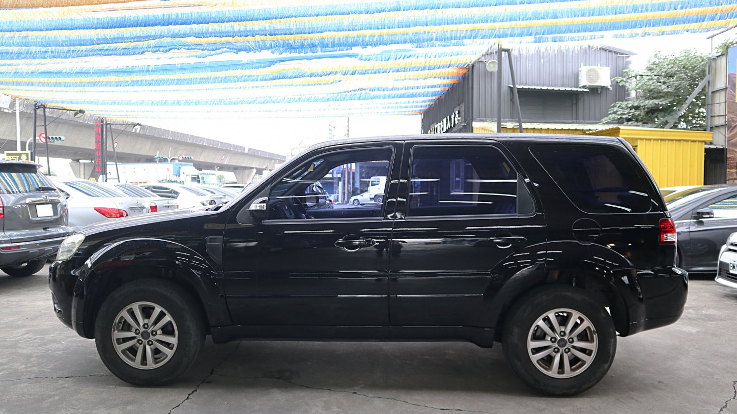 Ford 福特 ／ Escape ／ 2011年 ／ 2011年 Ford Escape 黑色 福特中古休旅車 ／ MG車庫(六甲)