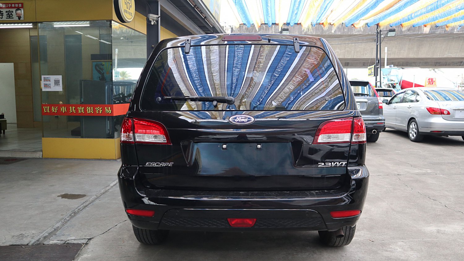 Ford 福特 ／ Escape ／ 2011年 ／ 2011年 Ford Escape 黑色 福特中古休旅車 ／ 九州欣旺汽車 (台南)