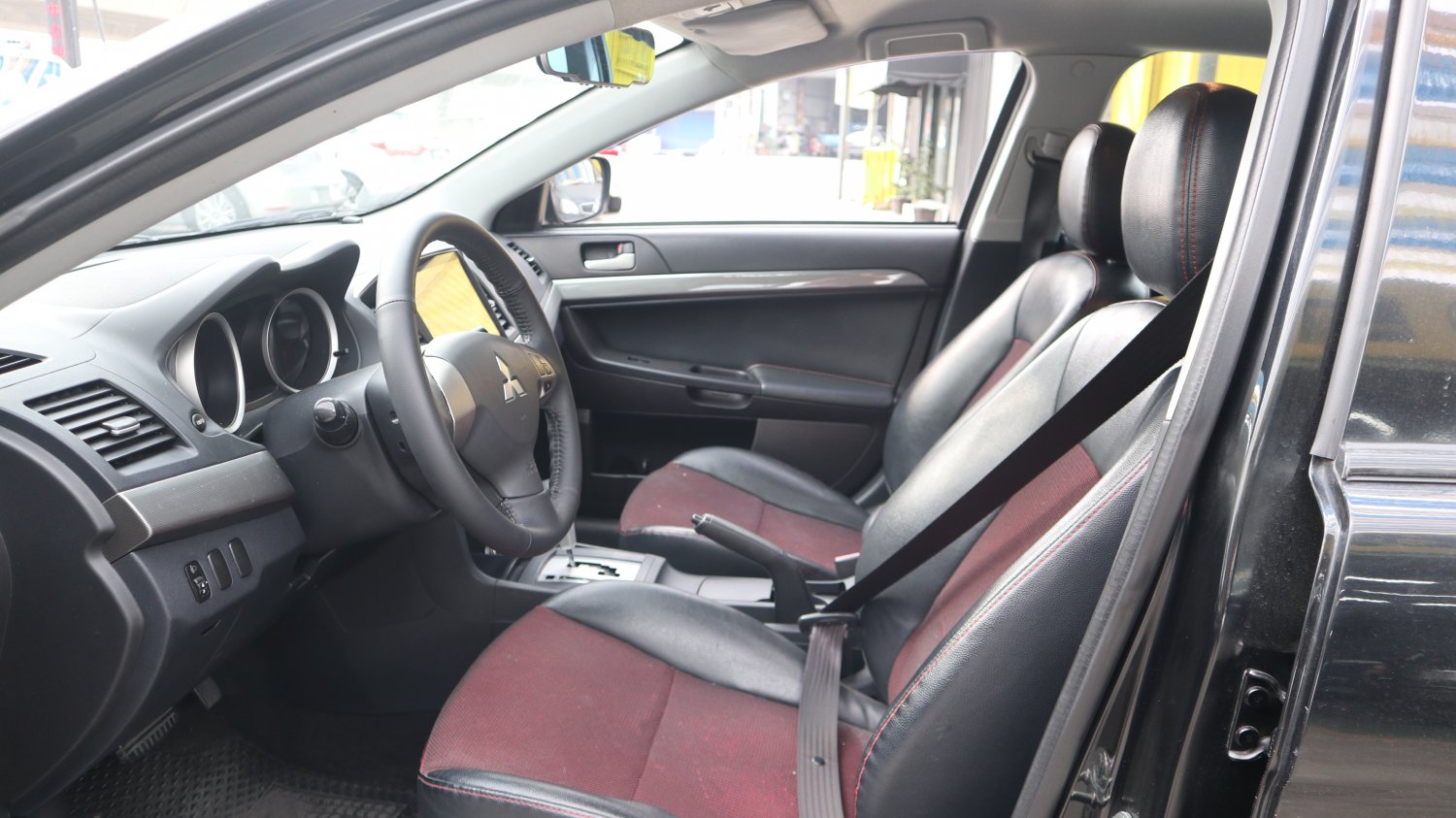 Mitsubishi 三菱 ／ Lancer Fortis ／ 2009年 ／ 2009年  Mitsubishi Lancer Fortis  黑色 三菱中古車 ／ 九州欣旺汽車 (台南)