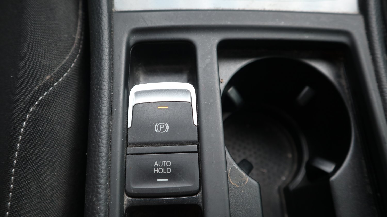 VW 福斯 ／ Golf ／ 2014年 ／ 2014年 VW Golf  藍色 福斯中古車 ／ 九肇匯元汽車 (台南)