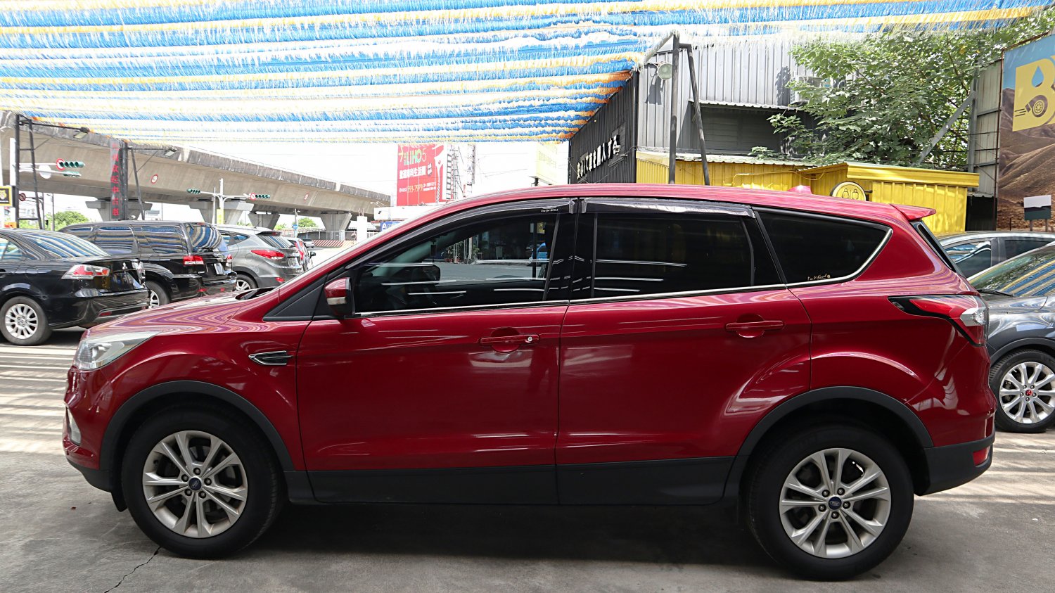 Ford 福特 ／ Kuga ／ 2018年 ／ 2018年 Ford Kuga 紅色 福特中古車 ／ 九肇匯元汽車 (台南)