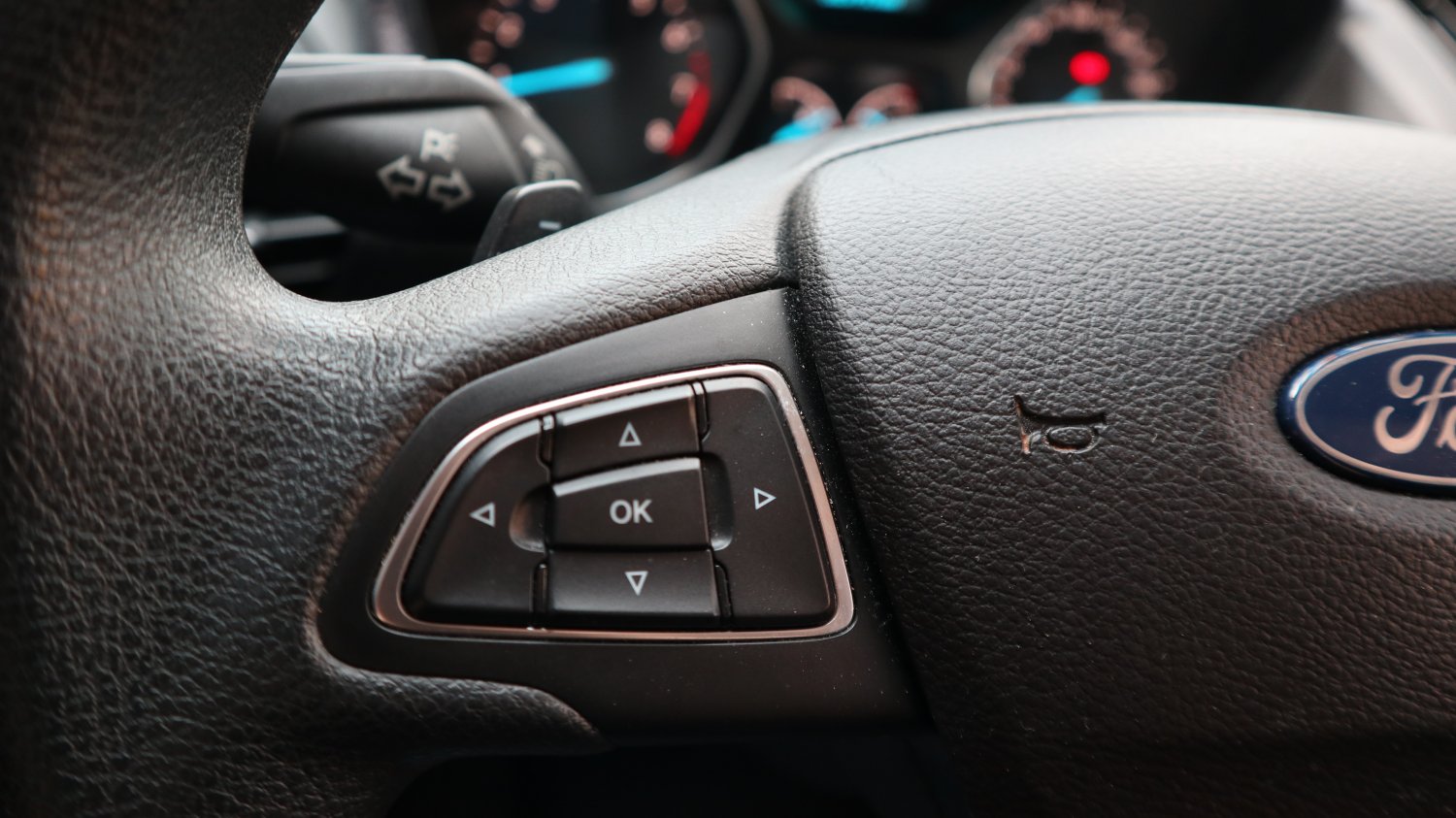 Ford 福特 ／ Kuga ／ 2018年 ／ 2018年 Ford Kuga 紅色 福特中古車 ／ 九肇匯元汽車 (台南)