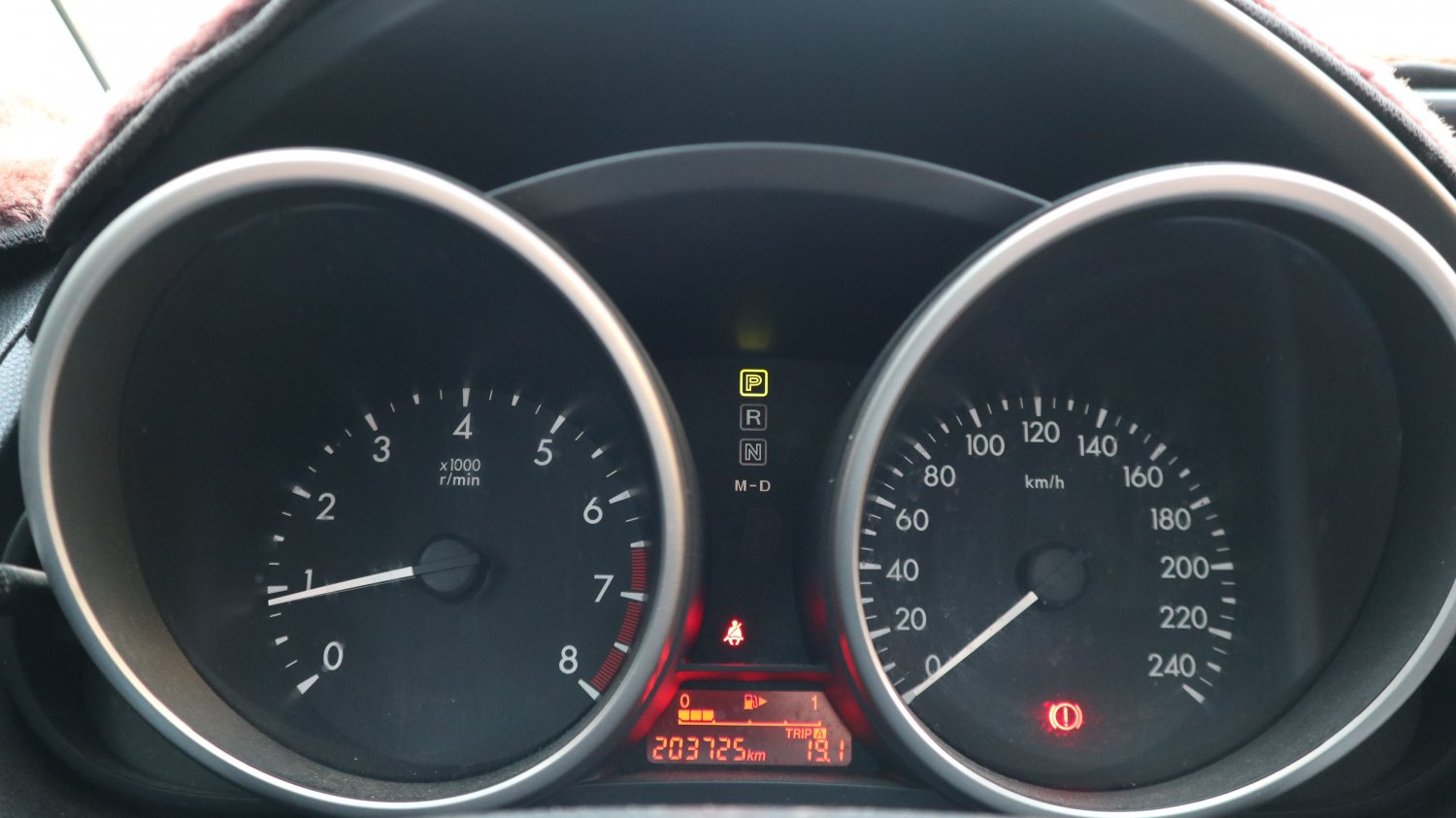 Mazda 馬自達 ／ Mazda 5 ／ 2013年 ／ 2013年 Mazda 5 銀色 馬自達中古休旅車 ／ 九肇匯元汽車 (台南)