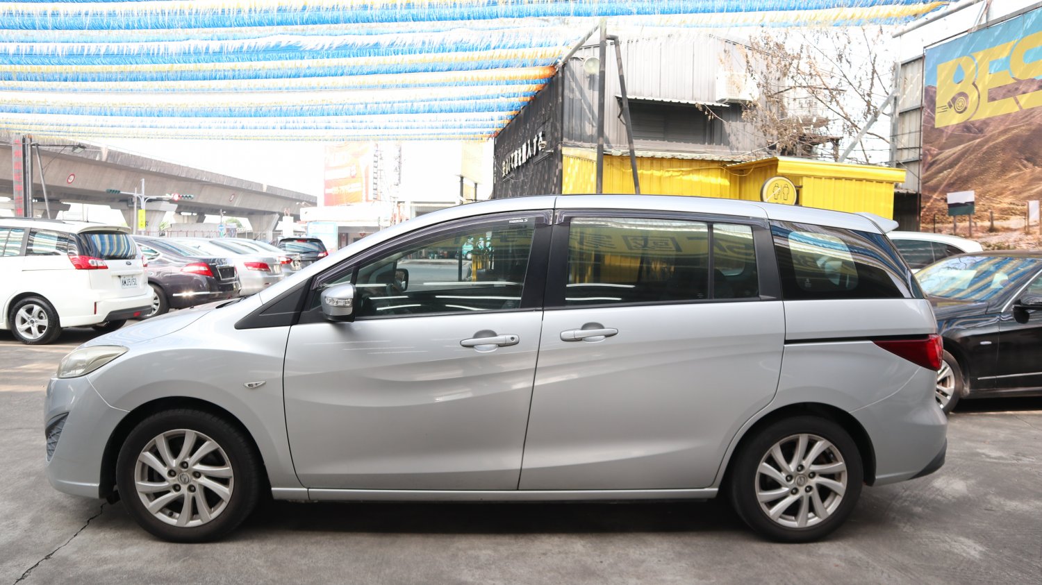Mazda 馬自達 ／ Mazda 5 ／ 2013年 ／ 2013年 Mazda 5 銀色 馬自達中古休旅車 ／ 九肇匯元汽車 (台南)
