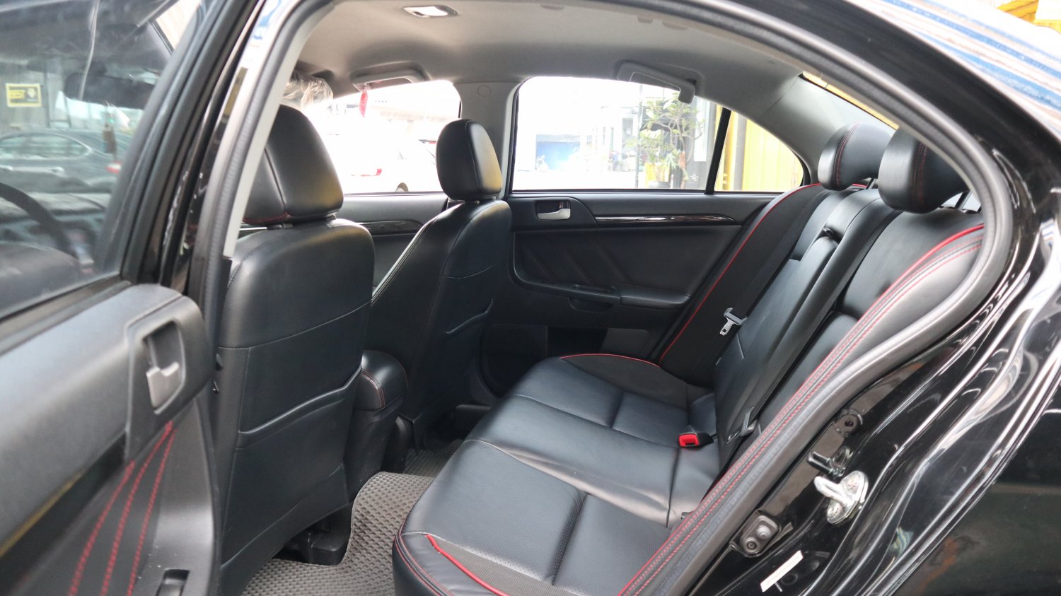 Mitsubishi 三菱 ／ Lancer Fortis ／ 2015年 ／ 2015年  Mitsubishi Lancer Fortis  黑色 三菱中古車 ／ 成交區