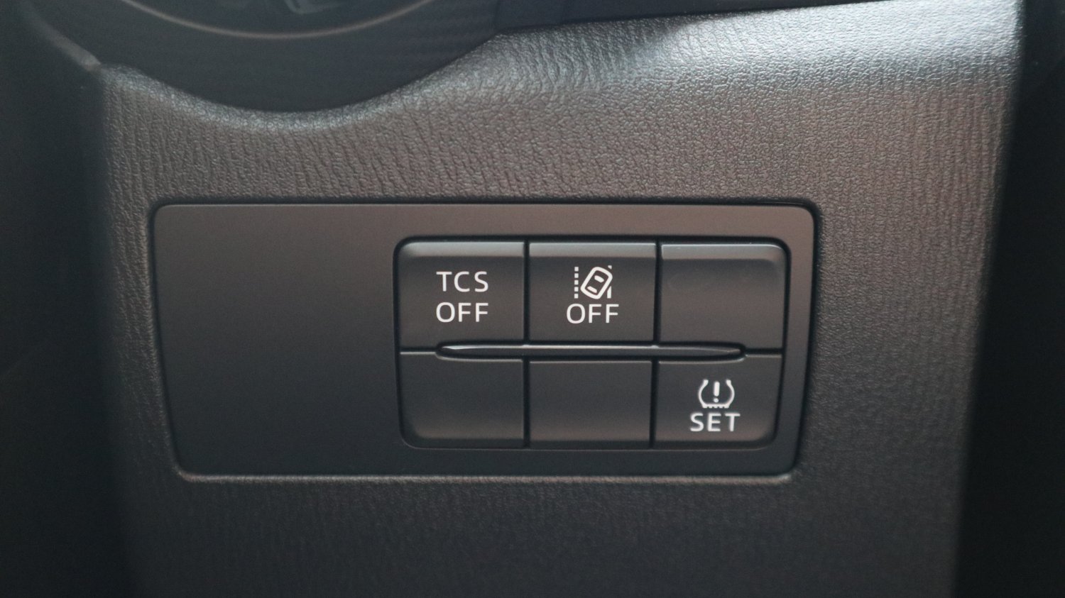 Mazda 馬自達 ／ CX-3 ／ 2017年 ／ 2017年Mazda CX-3 黑色 馬自達中古車 ／ 成交區