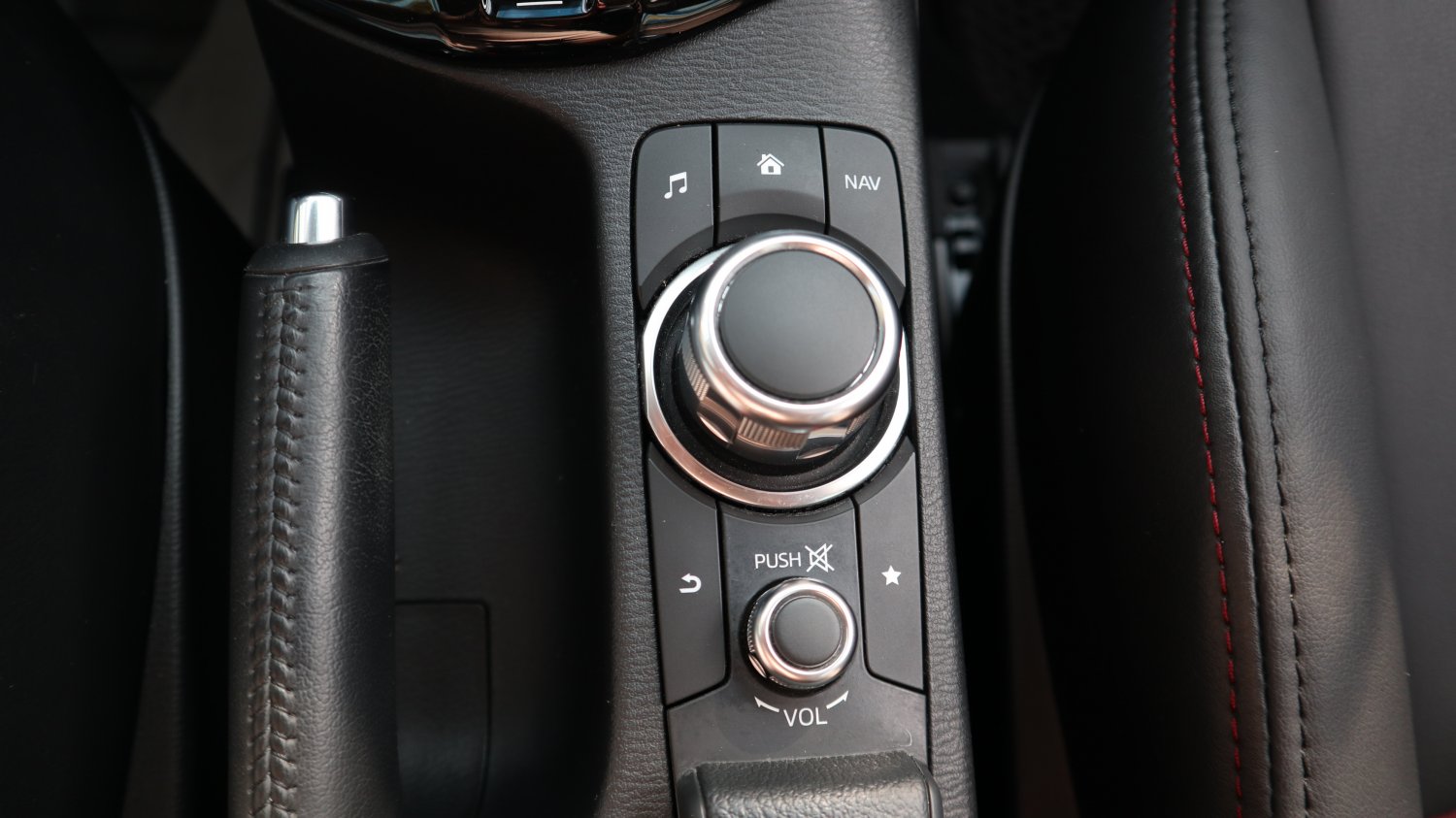 Mazda 馬自達 ／ CX-3 ／ 2017年 ／ 2017年Mazda CX-3 黑色 馬自達中古車 ／ 成交區
