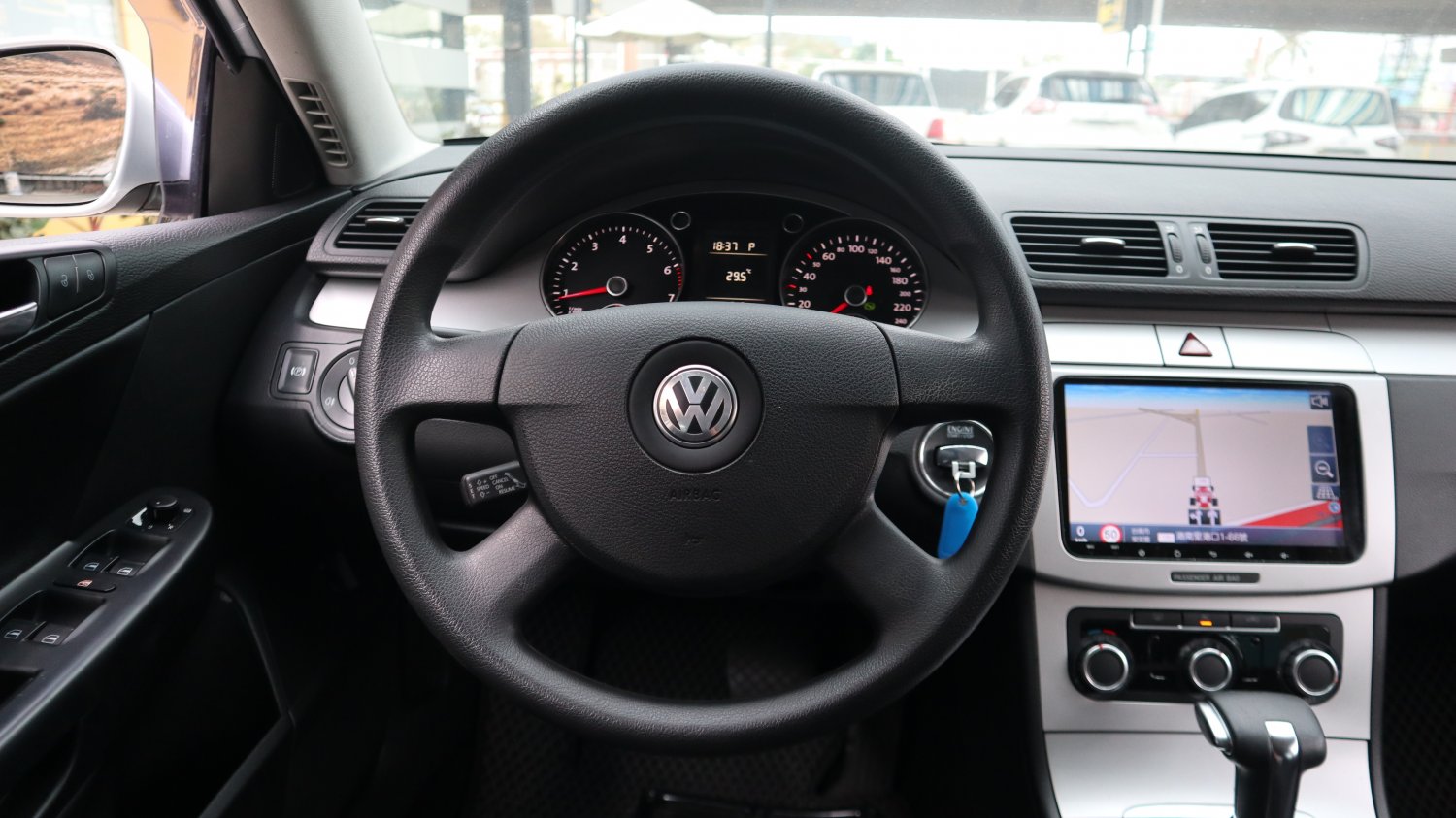 VW 福斯 ／ Passat ／ 2010年 ／ 2010年 VW Passat  銀色 福斯中古車 ／ 高拍