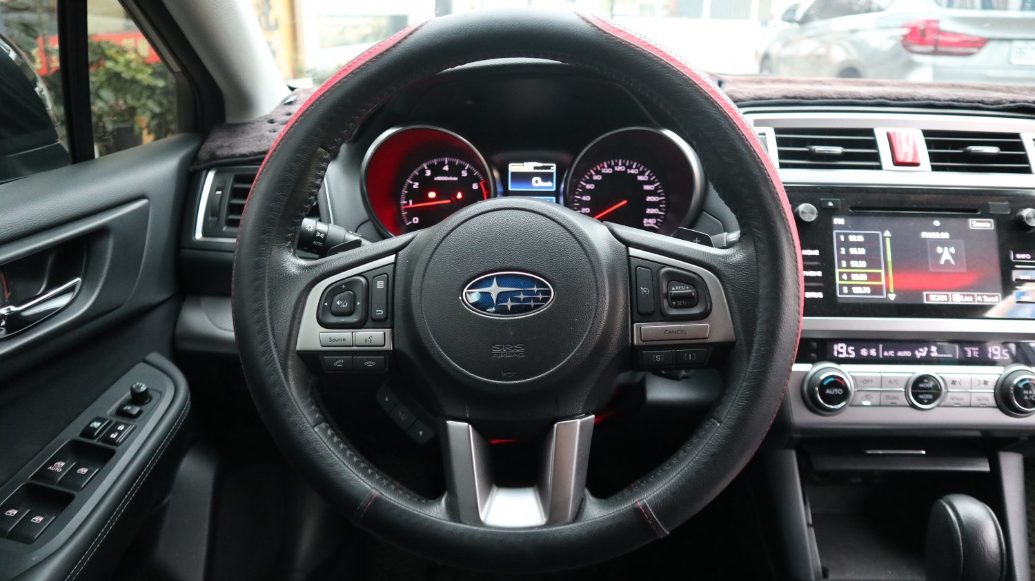Subaru 速霸陸 ／ Outback ／ 2015年 ／ 2015年 Subaru Outback 黑色 速霸陸中古休旅車 ／ 成交區