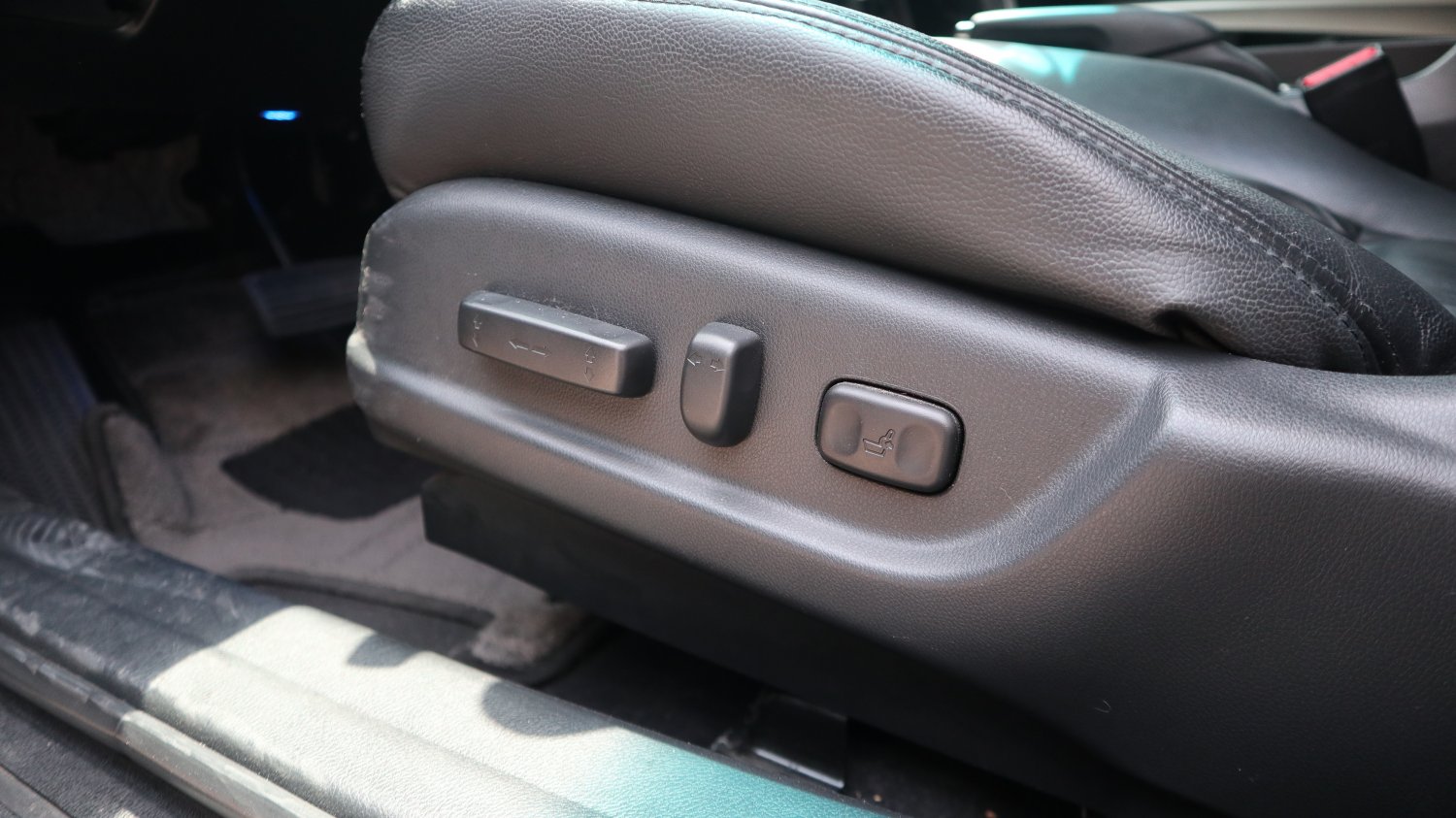 Honda 本田 ／ Accord ／ 2011年 ／ 2011年 Honda Accord 黑色 本田中古車 ／ 九肇匯元汽車 (台南)
