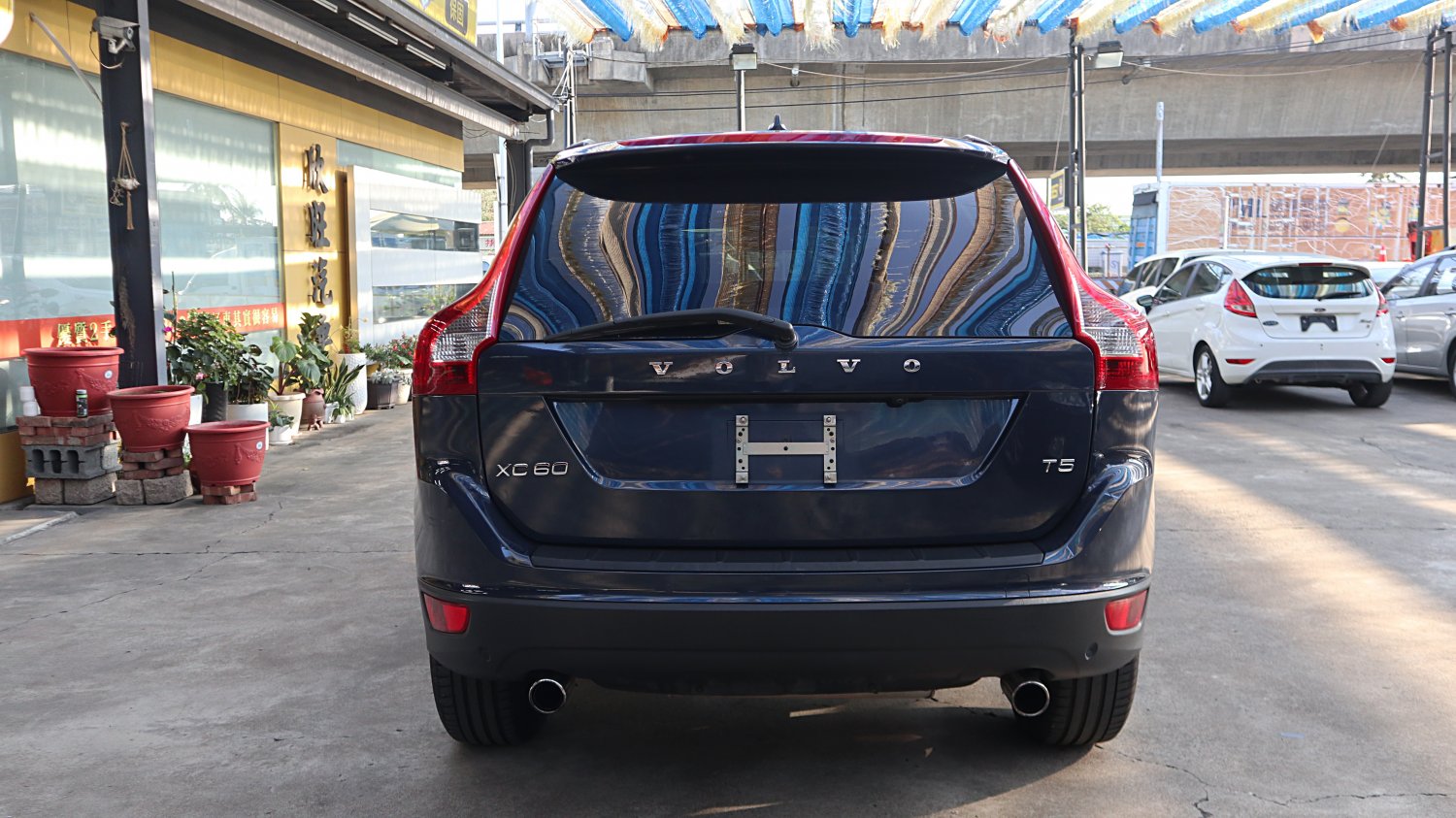 Volvo 富豪 ／ XC60 ／ 2012年 ／ 2012年VOLVO XC60 深藍色 富豪中古車 ／ 成交區