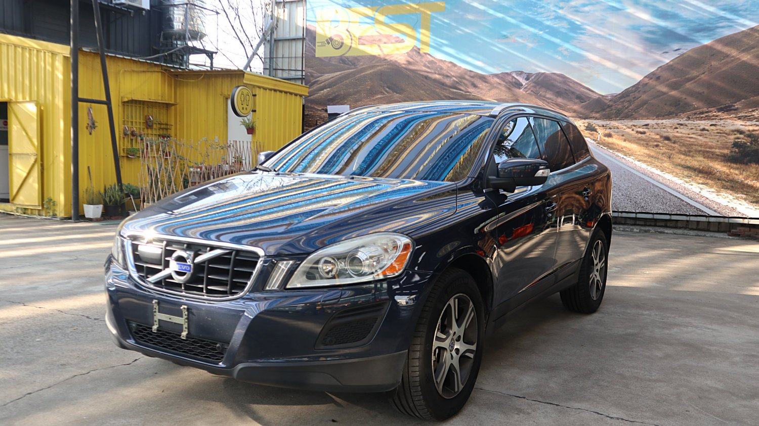 Volvo 富豪 ／ XC60 ／ 2012年 ／ 2012年VOLVO XC60 深藍色 富豪中古車 ／ 成交區
