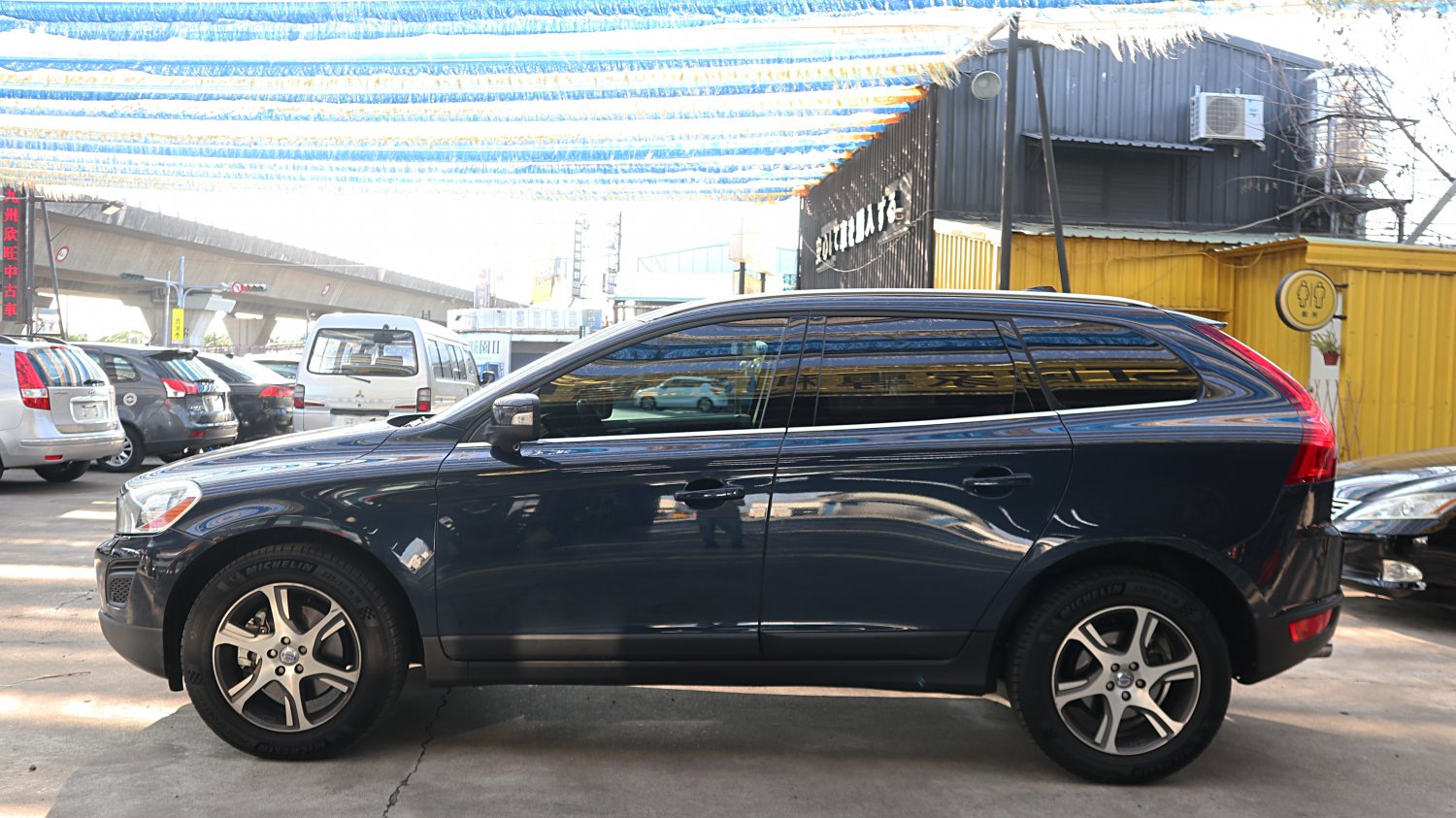 Volvo 富豪 ／ XC60 ／ 2012年 ／ 2012年VOLVO XC60 深藍色 富豪中古車 ／ 成交區