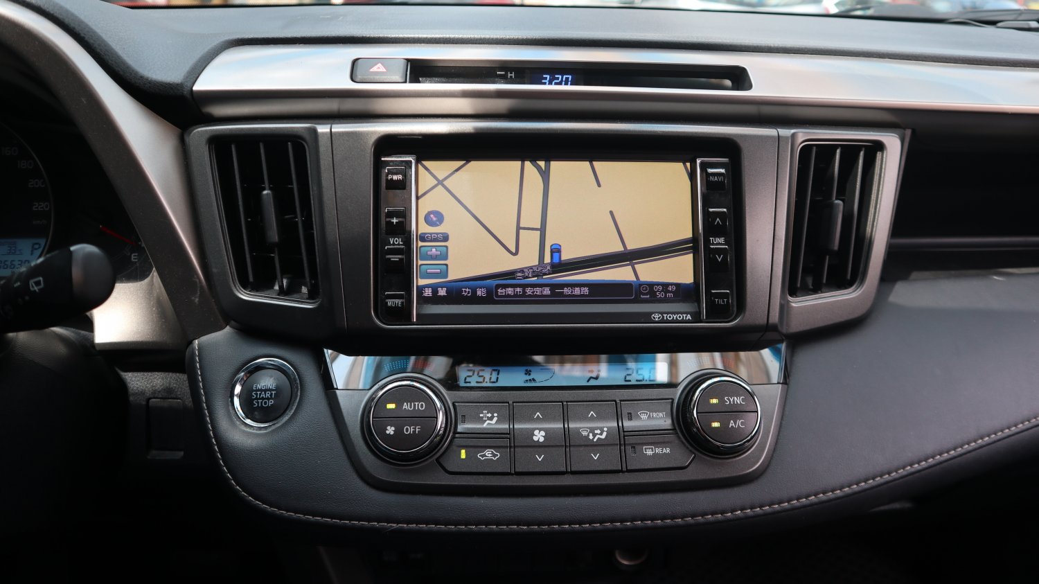 Toyota 豐田 ／ RAV4 ／ 2013年 ／ 2013年Toyota RAV4 黑色 豐田中古車 ／ 成交區