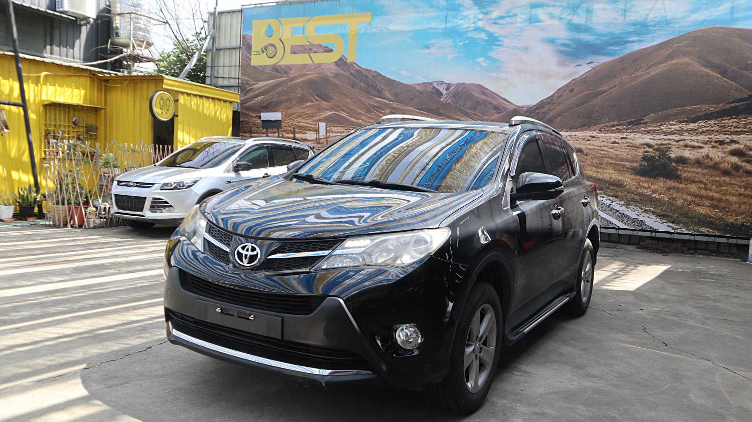 Toyota 豐田 ／ RAV4 ／ 2013年 ／ 2013年Toyota RAV4 黑色 豐田中古車 ／ 九州欣旺汽車 (台南)