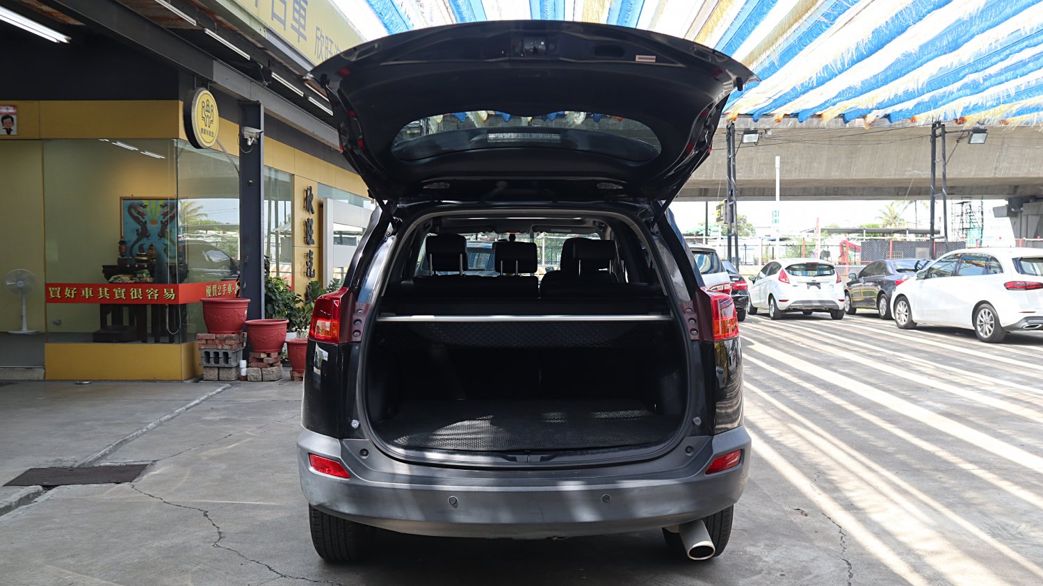 Toyota 豐田 ／ RAV4 ／ 2013年 ／ 2013年Toyota RAV4 黑色 豐田中古車 ／ 成交區