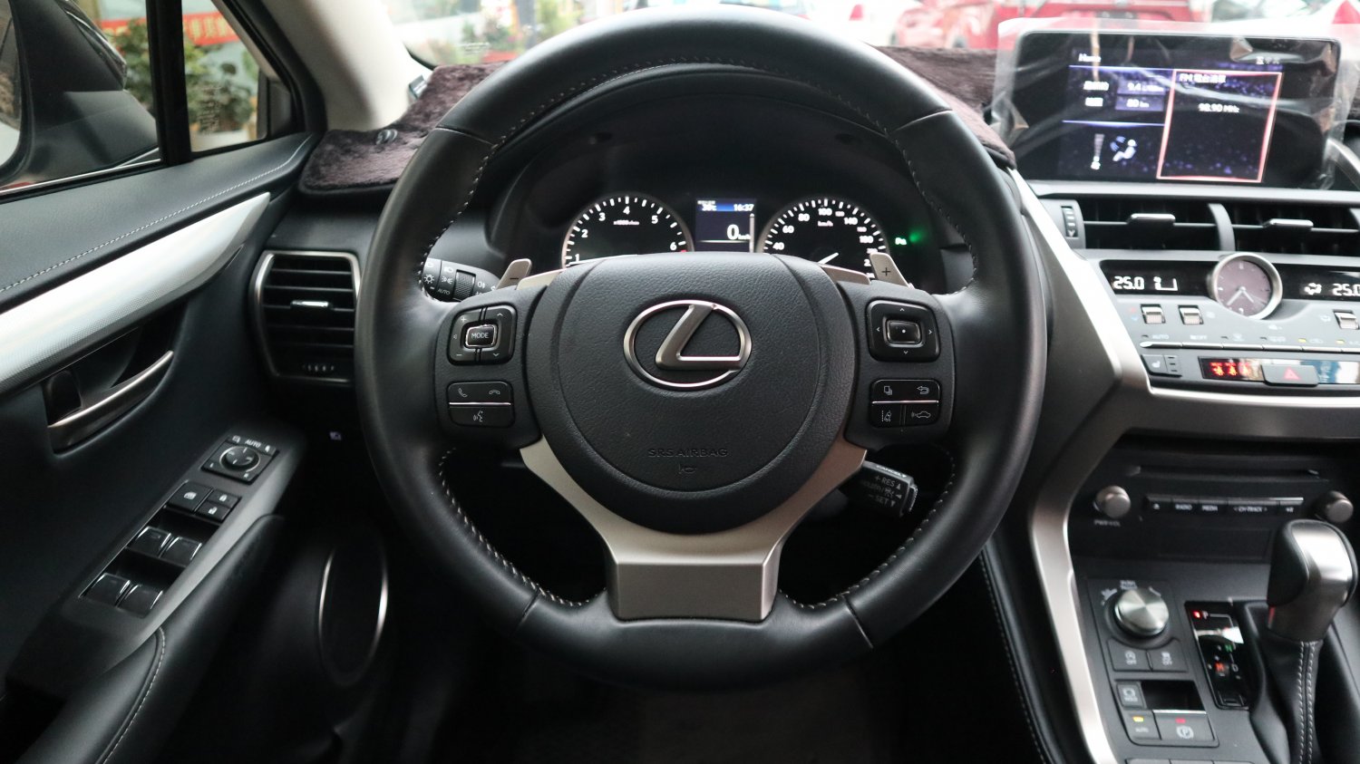 Lexus 凌志 ／ NX 系列 ／ 2021年 ／ 2021年Lexus NX200 白色 凌志中古車 ／ 成交區