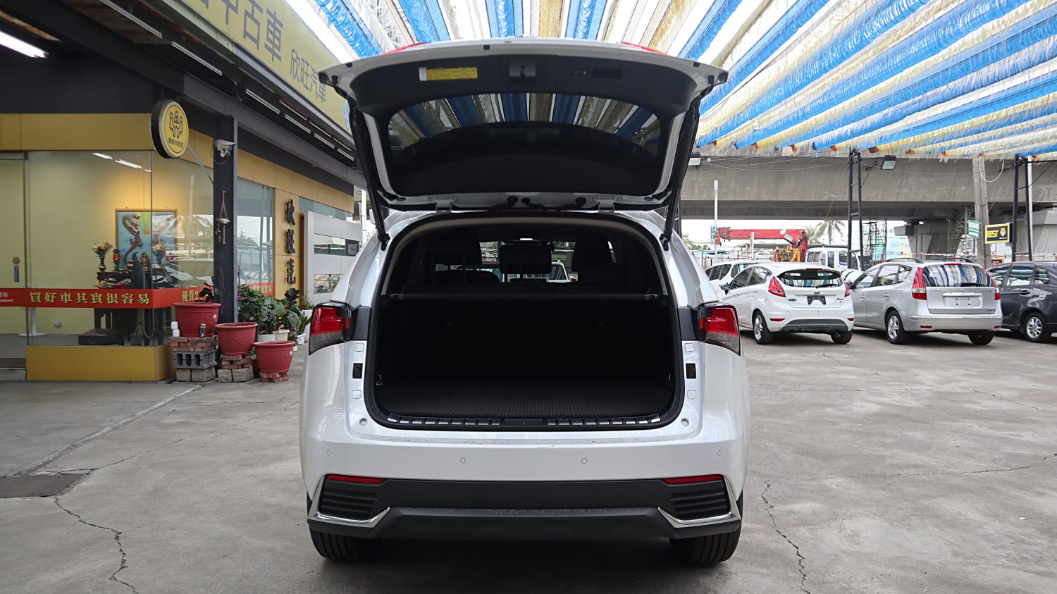 Lexus 凌志 ／ NX 系列 ／ 2021年 ／ 2021年Lexus NX200 白色 凌志中古車 ／ 成交區