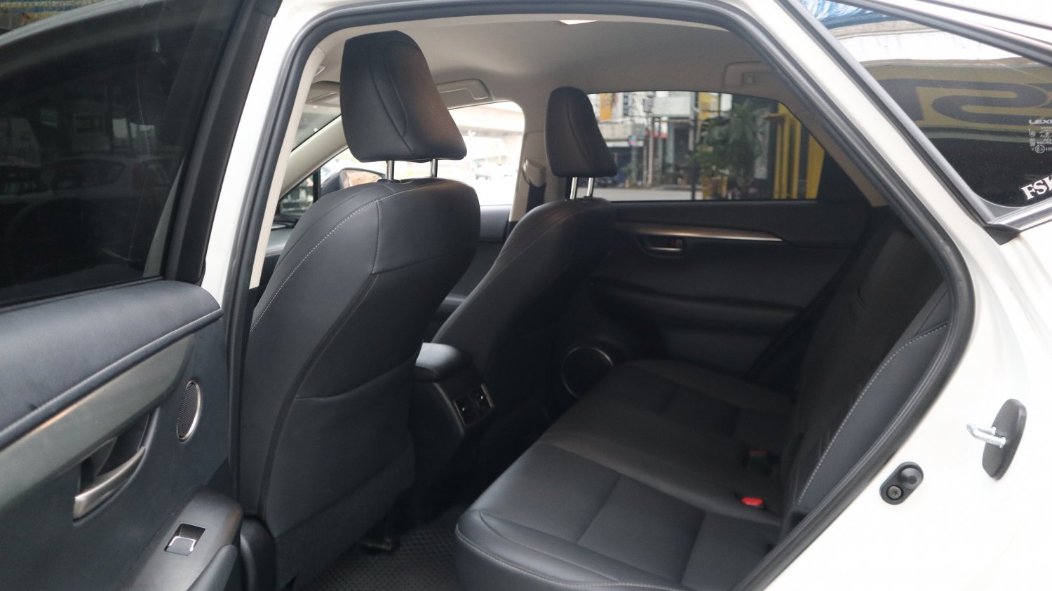 Lexus 凌志 ／ NX 系列 ／ 2021年 ／ 2021年Lexus NX200 白色 凌志中古車 ／ 成交區