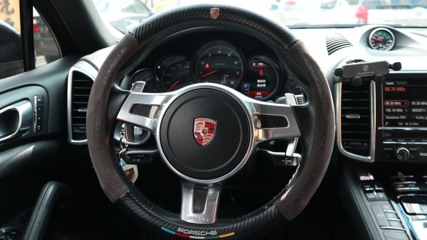 Porsche 保時捷 ／ Cayenne ／ 2014年 ／ 2014年Porsche Cayenne 黑色 保時捷中古車 ／ 九州欣旺汽車 (台南)