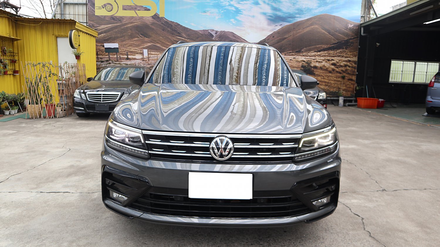 VW 福斯 ／ Tiguan ／ 2019年 ／ 2019年VW  Tiguan   灰色 福斯中古車 ／ 成交區