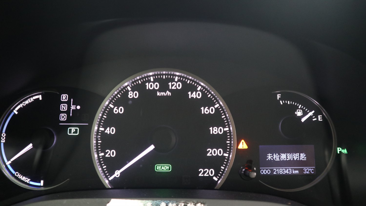 Lexus 凌志 ／ CT 系列 ／ 2014年 ／ 2014年 Lexus CT200h 白色 油電混合 凌志中古車 ／ MG車庫(台南)