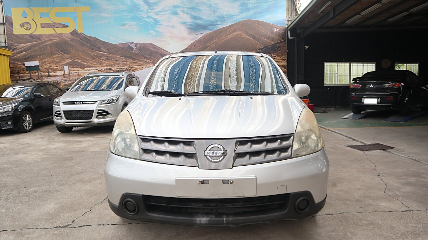 Nissan 日產 ／ Livina ／ 2010年 ／ 2010年Nissan Livina 銀色 日產中古車 ／ 成交區