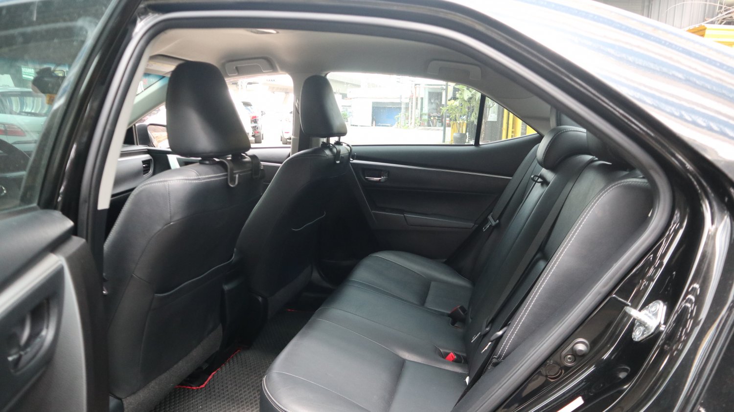 Toyota 豐田 ／ Altis ／ 2014年 ／ 2014年 Toyota Altis 黑色 豐田中古車 ／ 成交區