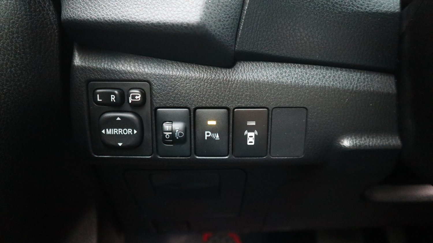 Toyota 豐田 ／ Altis ／ 2014年 ／ 2014年 Toyota Altis 黑色 豐田中古車 ／ 成交區