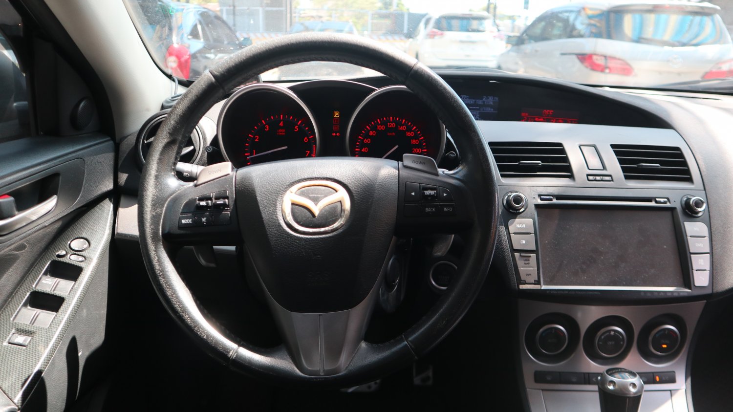 Mazda 馬自達 ／ Mazda 3 ／ 2011年 ／ 2011年Mazda 3 灰色 馬自達中古車 ／ 成交區