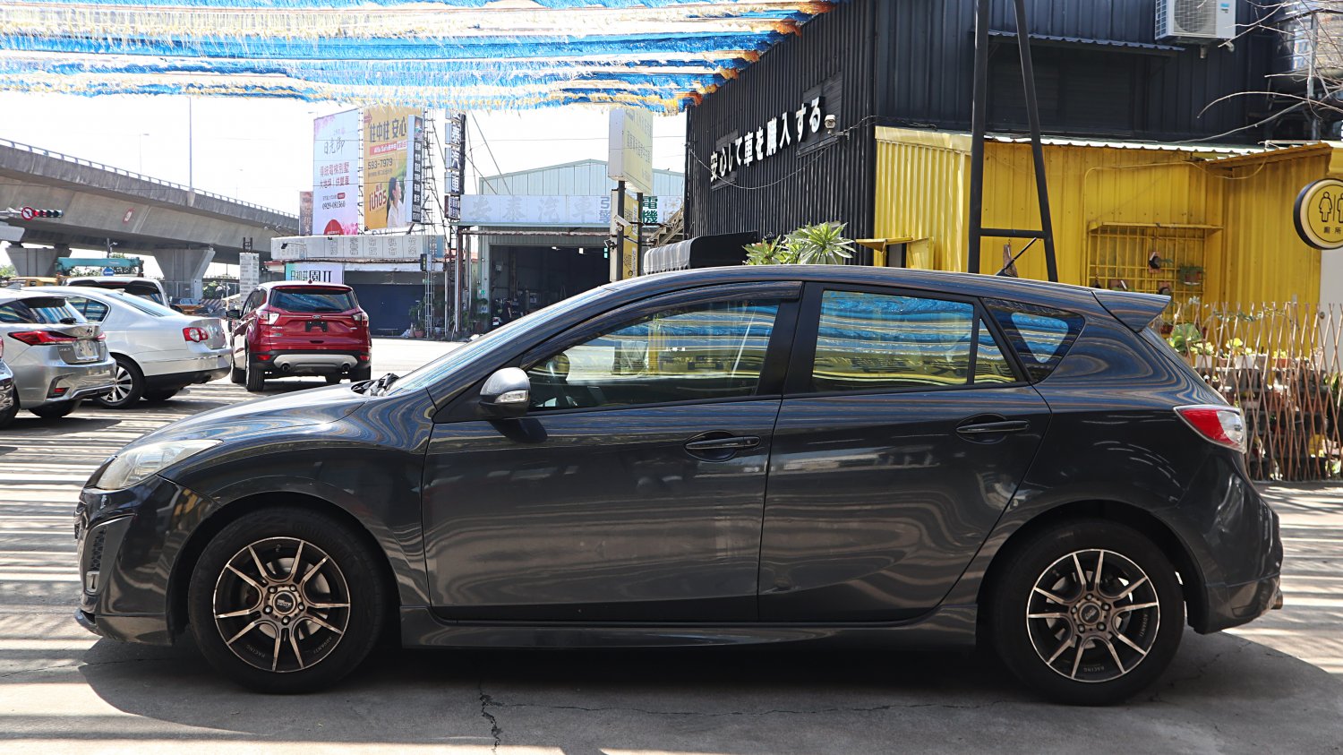 Mazda 馬自達 ／ Mazda 3 ／ 2011年 ／ 2011年Mazda 3 灰色 馬自達中古車 ／ 成交區