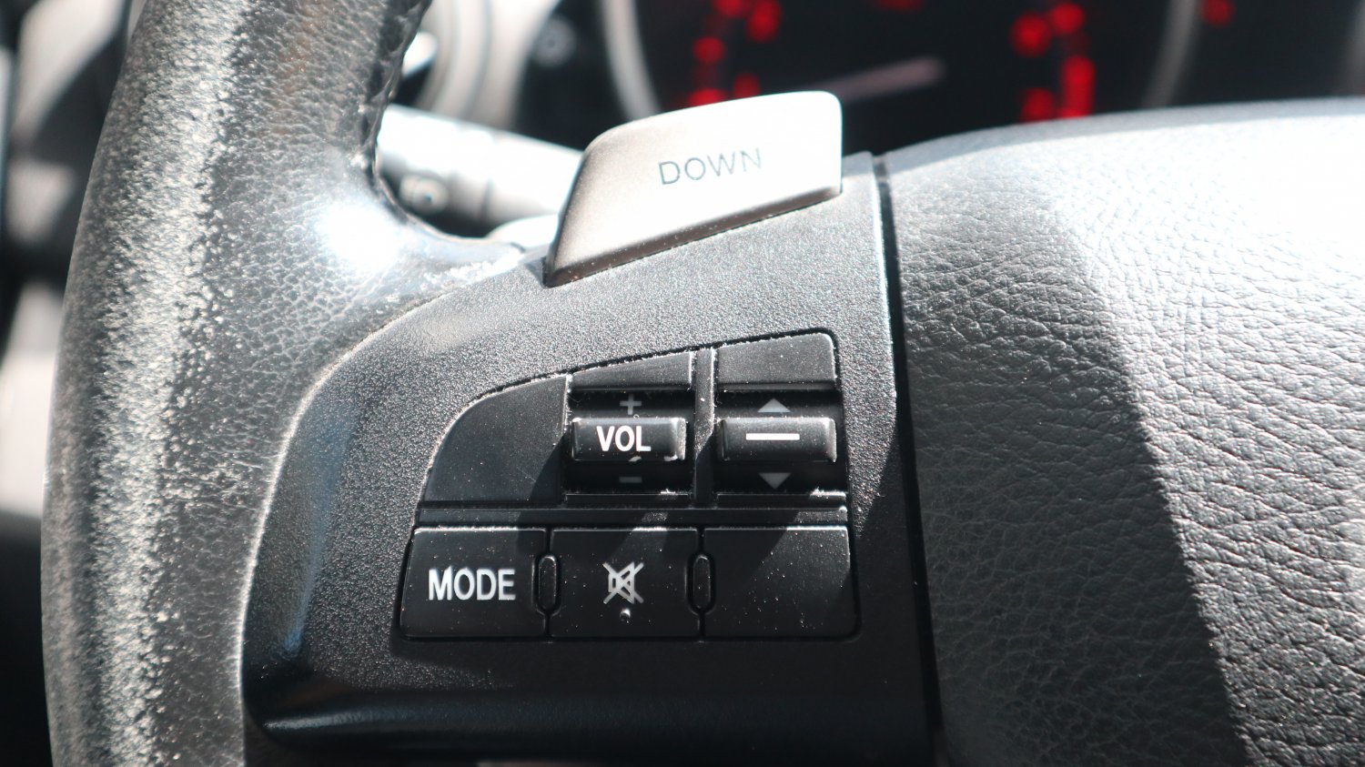 Mazda 馬自達 ／ Mazda 3 ／ 2011年 ／ 2011年Mazda 3 灰色 馬自達中古車 ／ 成交區