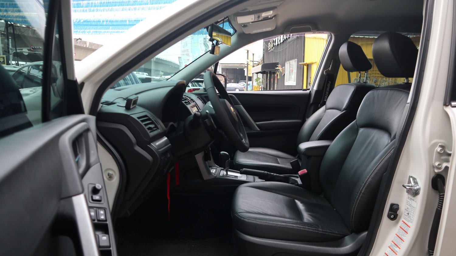 Subaru 速霸陸 ／ Forester ／ 2013年 ／ 2013年 Subaru Forester 白色 速霸陸中古休旅車 ／ 九州欣旺汽車 (台南)