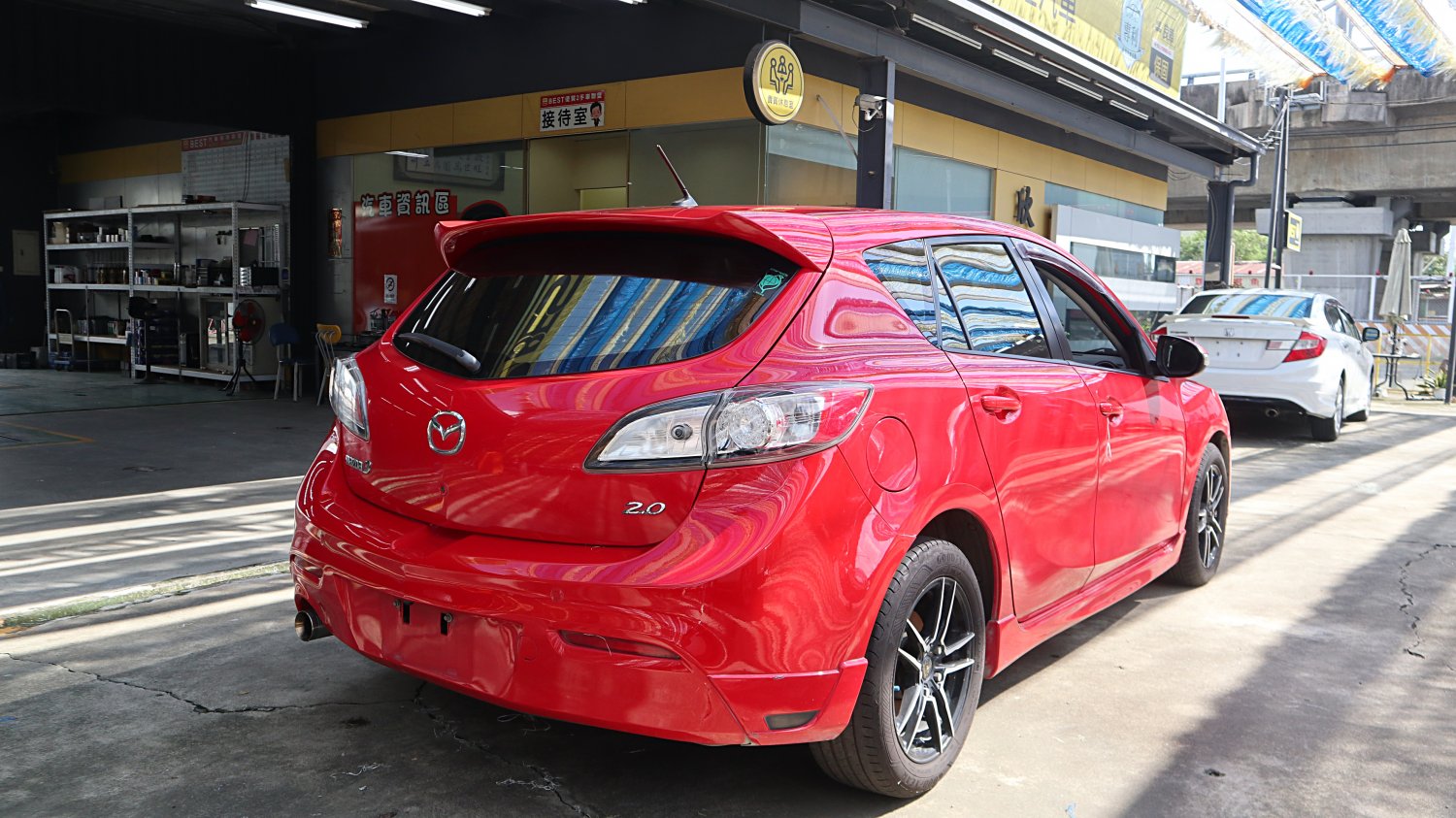 Mazda 馬自達 ／ Mazda 3 ／ 2011年 ／ 2011年Mazda 3 紅色 馬自達中古車 ／ 高拍