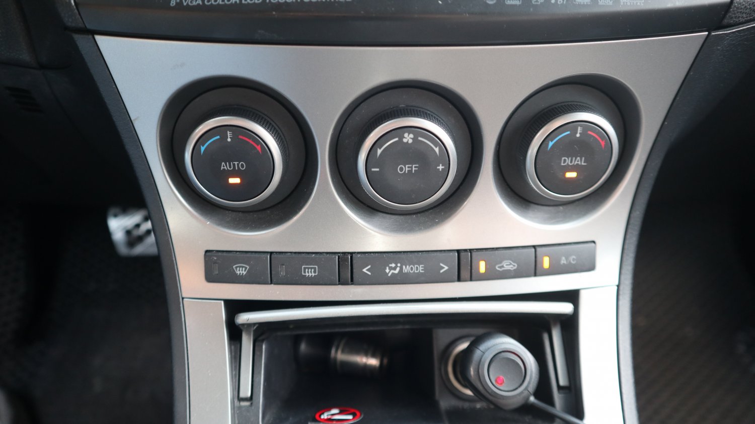 Mazda 馬自達 ／ Mazda 3 ／ 2011年 ／ 2011年Mazda 3 紅色 馬自達中古車 ／ 高拍