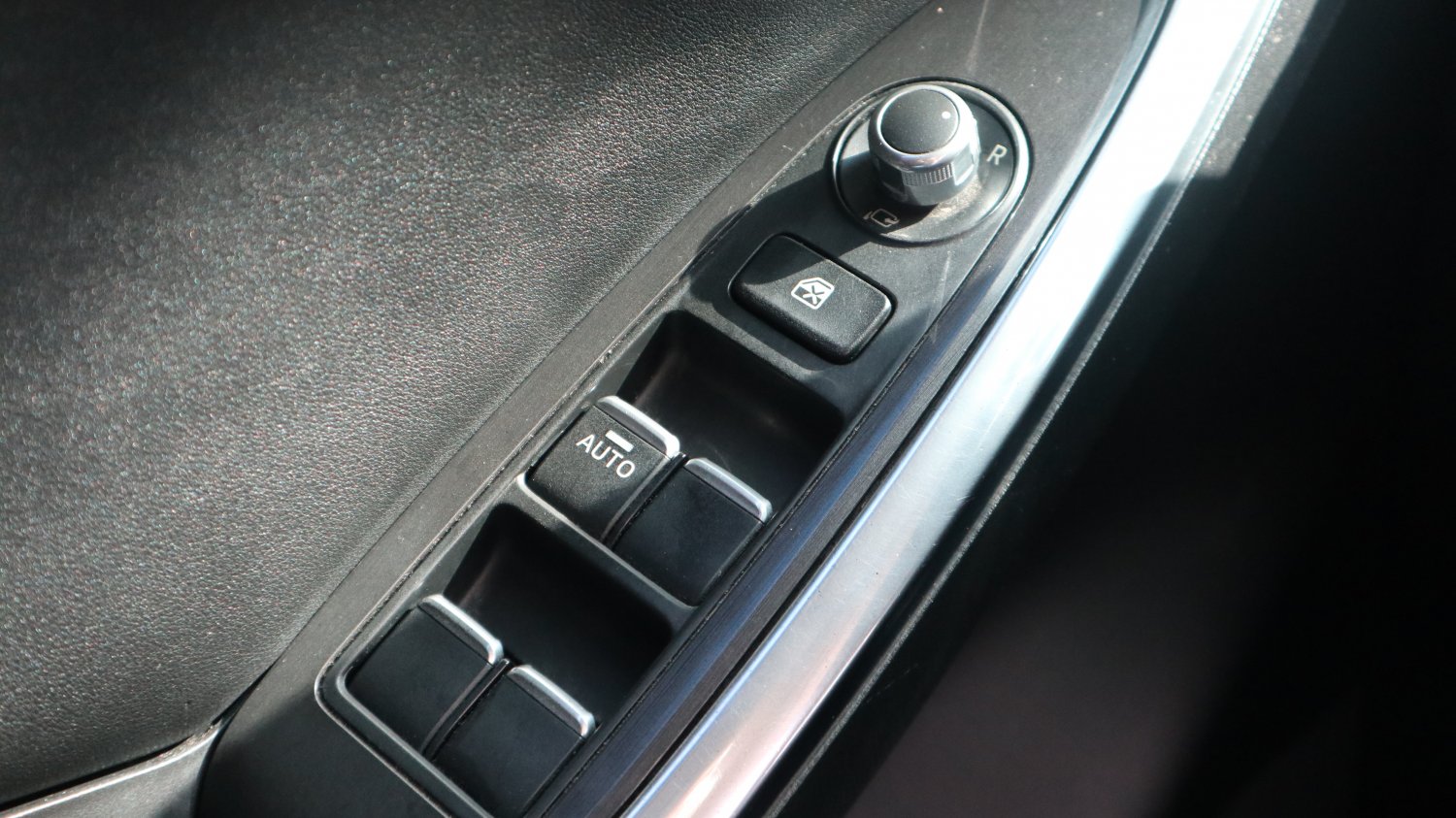 Mazda 馬自達 ／ CX-5 ／ 2016年 ／ 2015年Mazda CX-5 紅色 馬自達中古車 ／ 成交區
