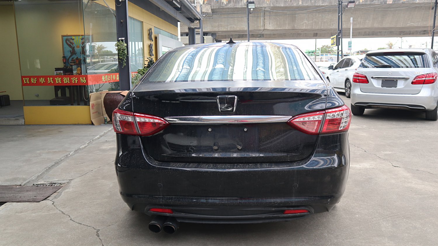 Luxgen 納智捷 ／ S5 ／ 2015年 ／ 2015年Luxgen S5 黑色 納智捷中古車 ／ 九肇匯元汽車 (台南)