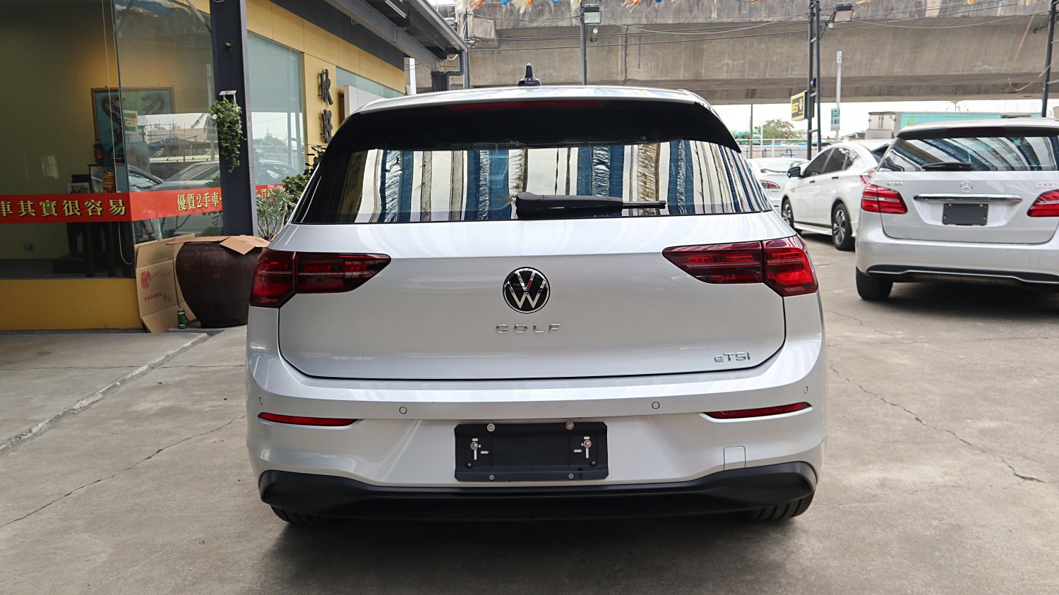 VW 福斯 ／ Golf ／ 2021年 ／ 2021年VW Golf 銀色 福斯中古車 ／ MG車庫(台南)