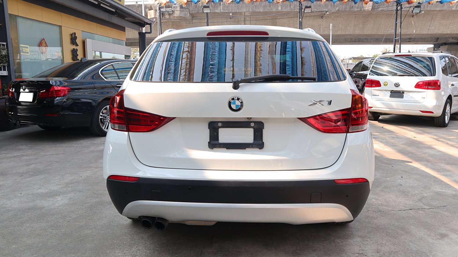 Bmw 寶馬 ／ X1 ／ 2012年 ／ 2012年 BMW X1 白色 寶馬中古車 ／ 九肇匯元汽車 (台南)