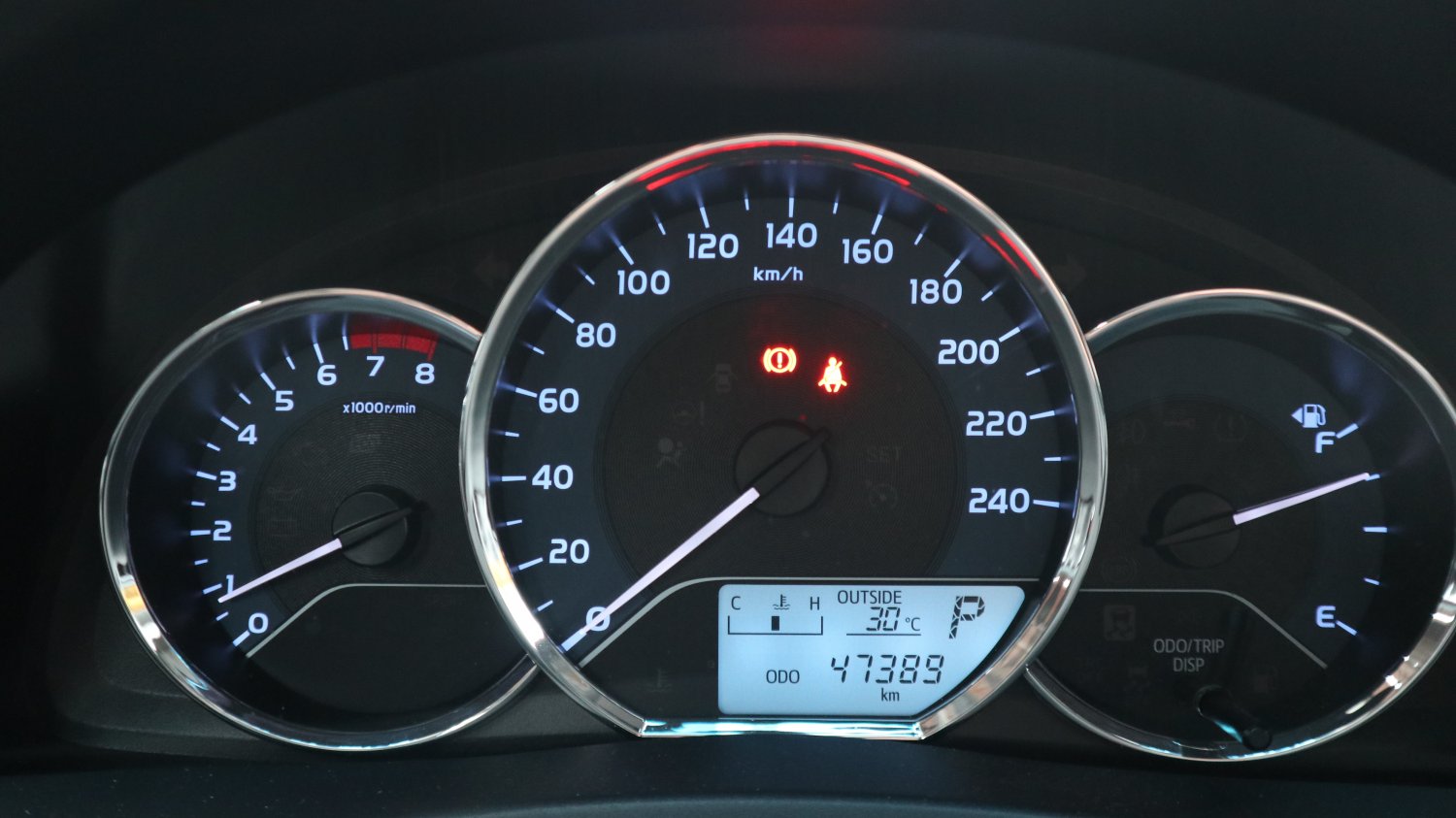 Toyota 豐田 ／ Altis ／ 2018年 ／ 2018年 Toyota Altis 灰色 豐田中古車 ／ 九肇匯元汽車 (台南)