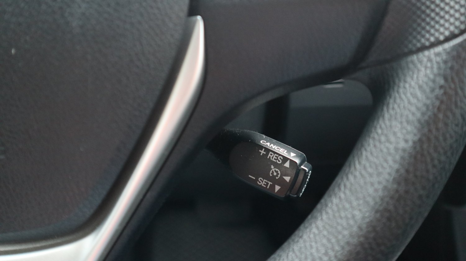 Toyota 豐田 ／ Altis ／ 2018年 ／ 2018年 Toyota Altis 灰色 豐田中古車 ／ 九肇匯元汽車 (台南)